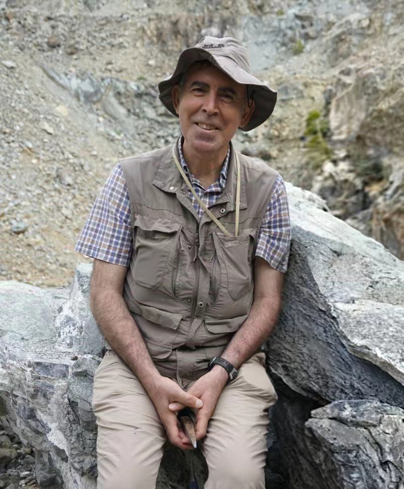 金沙博彩创新论坛第一千八百四十二讲：Records of processes for subduction initiation, slab roll-back and ophiolite genesis in Turkey: Field, geochemical and  geochronological constraints